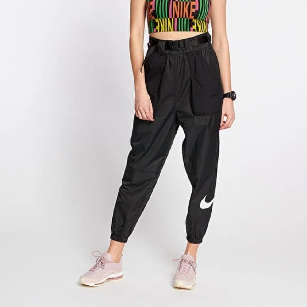 Nike Women’s NSW Swoosh Pants